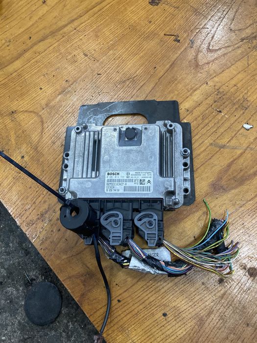 Citroen c4 picasso 2009година 1.6hdi 109кс Компютър и сензор волан