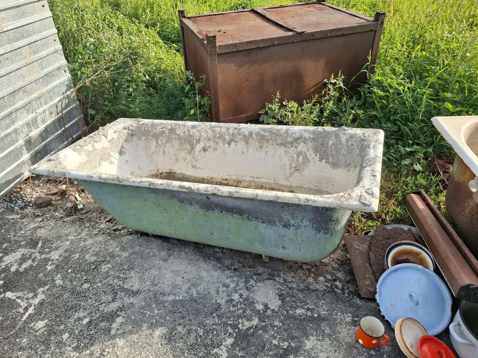 Ванна чугунная 7000т