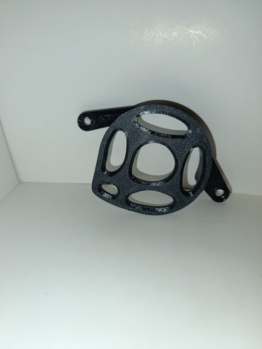Prickly belt cover