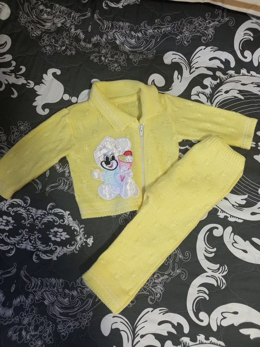 Продам детские вещи