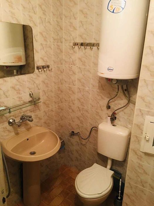 Дава се под наем Двустаен апартамент в Бургас, Възраждане - 55 кв.м за 178.5 € - Снимка #4