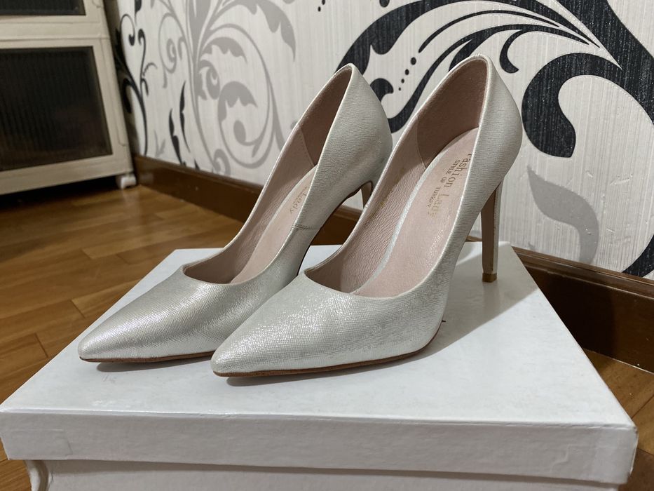 Женские туфли