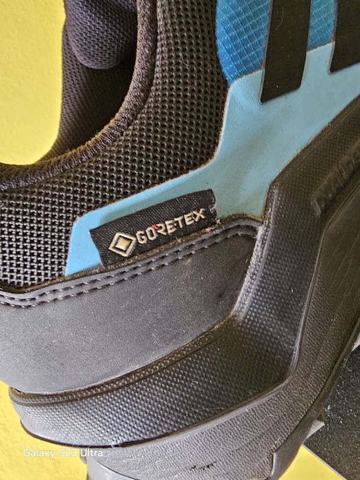 Adidas Goretex 43 1/3