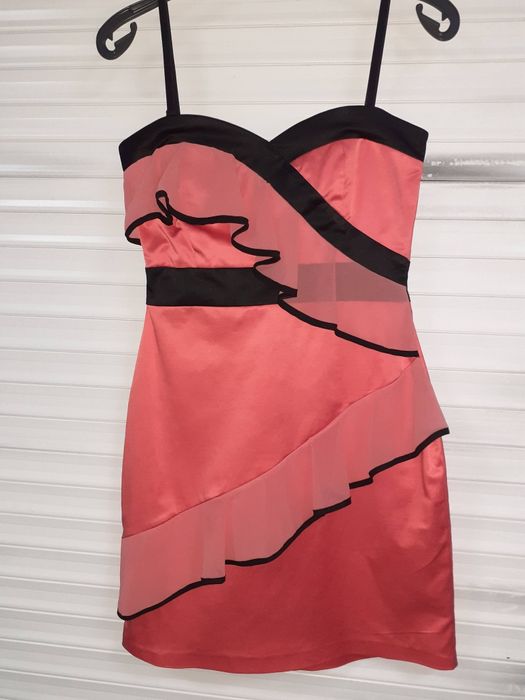 Продажа обувь и платья