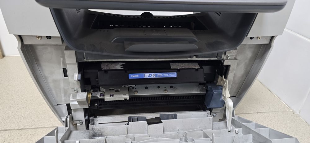 Принтер Canon MF5750 на запчасти.