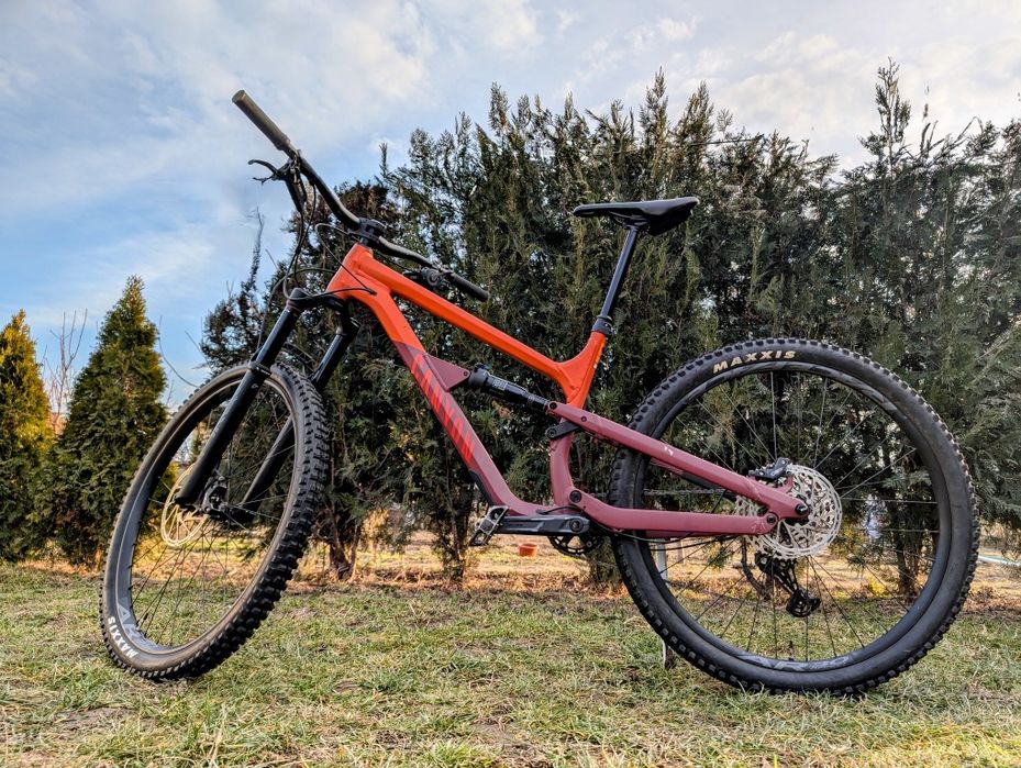 Планински велосипед Canyon Spectral 125 2022 не е Cube, Specialized