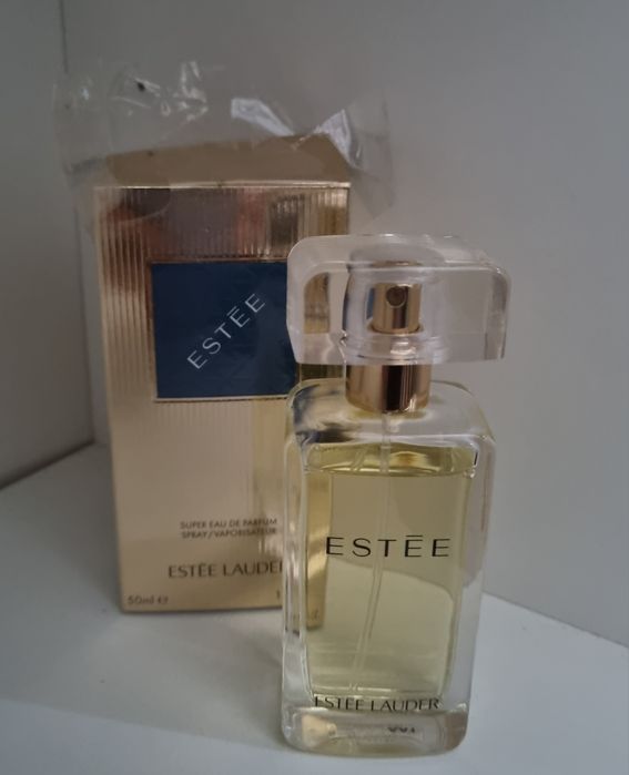 Луксозна парфюмна вода Estee Lauder