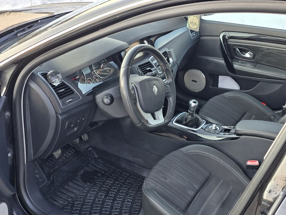 Renault Laguna III 2.0 dCi – 2013 – Ediție BOSE / GT-Line