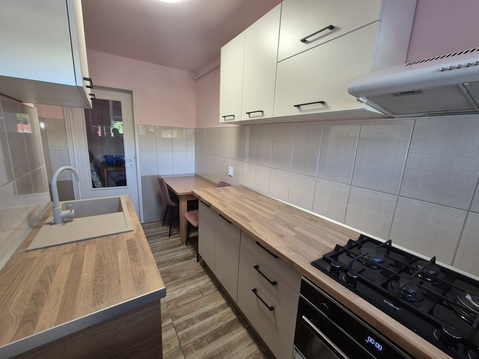 Închiriez apartament 2 camere