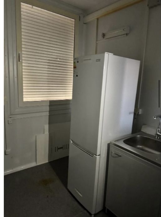 Продам контейнер с ПЦР аппаратом