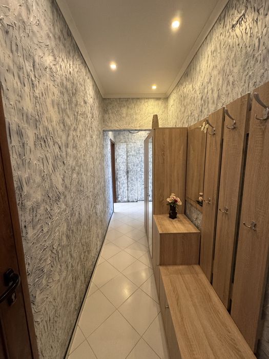 Дава се под наем Двустаен апартамент в Варна, Център - 70 кв.м за 612 € - Снимка #15