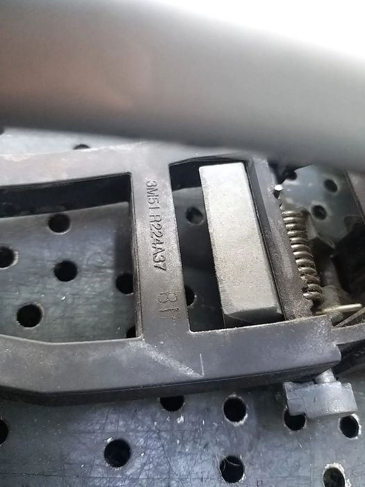 Maner usa stanga fata ford c max 3m51r224a37