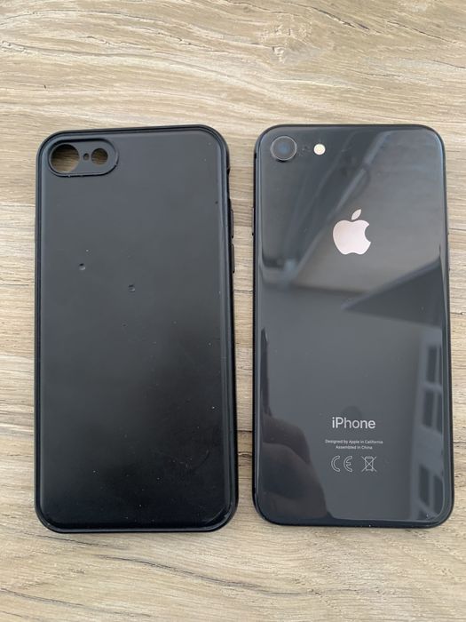 Айфон 8 оригинал с коробкой