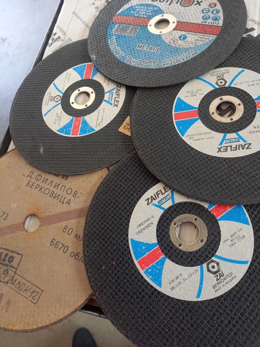 Дискове за голям ъглошлайф чисто нови...обша цена за всички