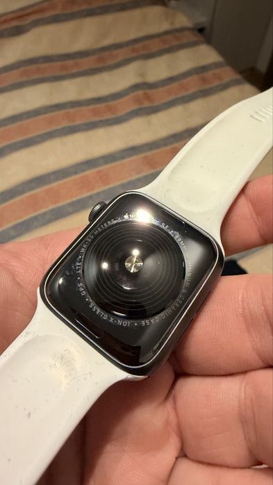 Apple Watch SE 2020