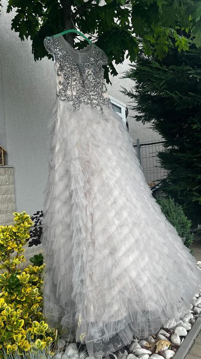 Rochie de seara aproape noua