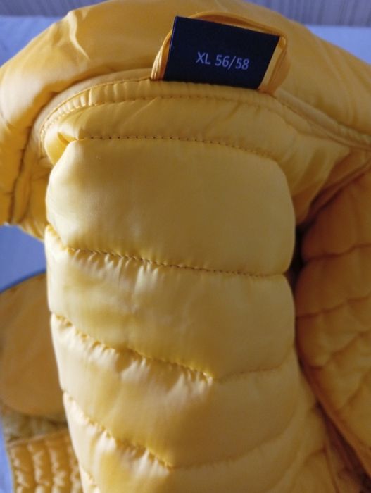 Продавам мъжко яке