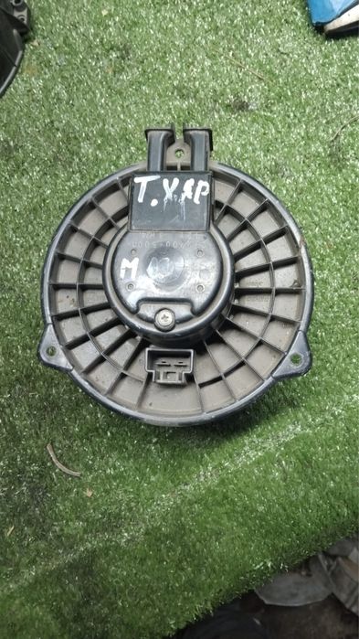 Моторчик печки хариер