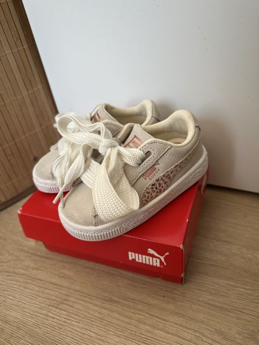 Детски велурени маратонки PUMA размер 23, кецове пума