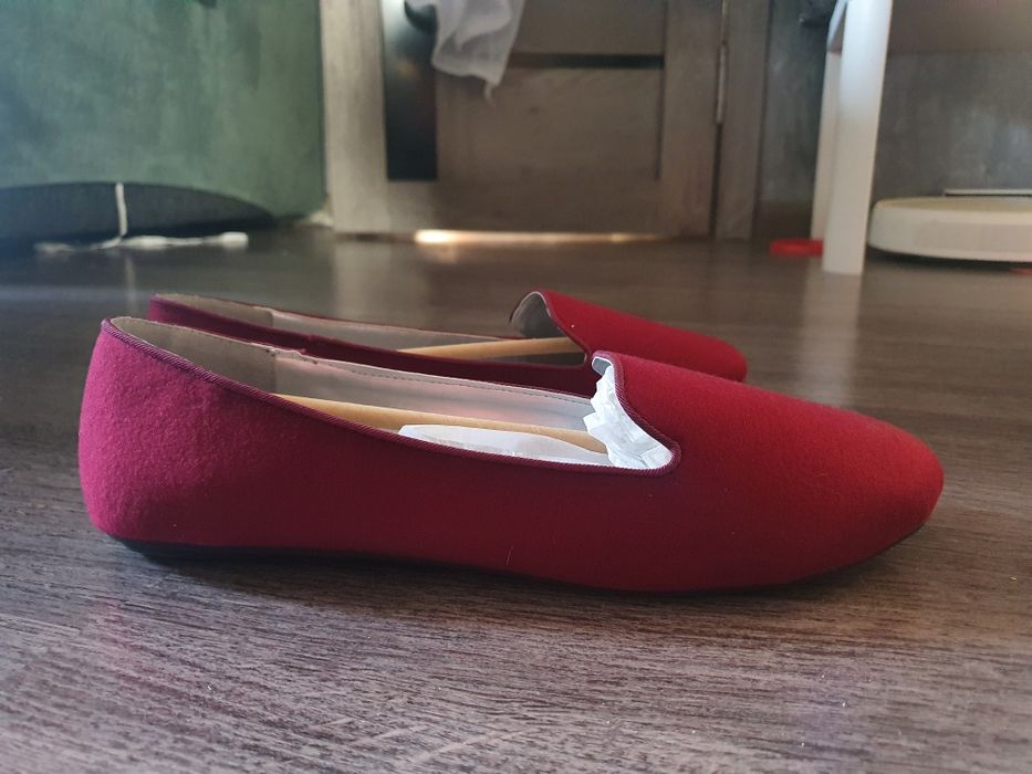 Продам балетки новые