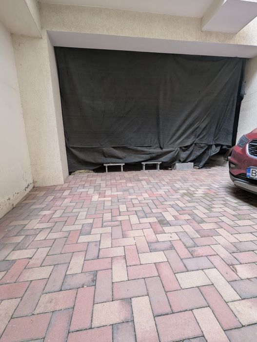 De vânzare 2 locuri de parcare și 2 camere tehnice(demisol)