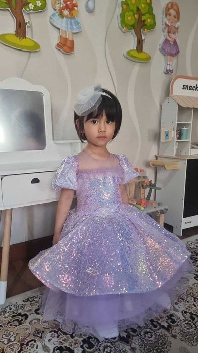 Прокат праздничных костюмов для детей