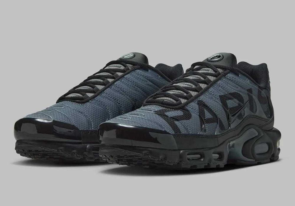 Noul model NIKE Vapormax Plus ,cumperi 2 perechi--> CADOU hanorac PUMA