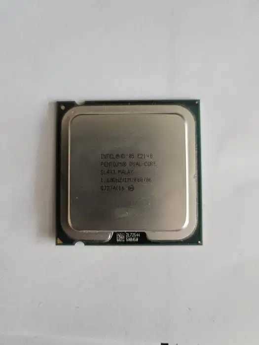 Intel Pentium E2140 1.6Ghz