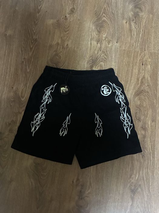 Hellstar shorts.