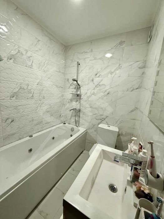 Продава се Тристаен апартамент в Варна, Трошево - 104 кв.м за 2597 €/кв.м - Снимка #5