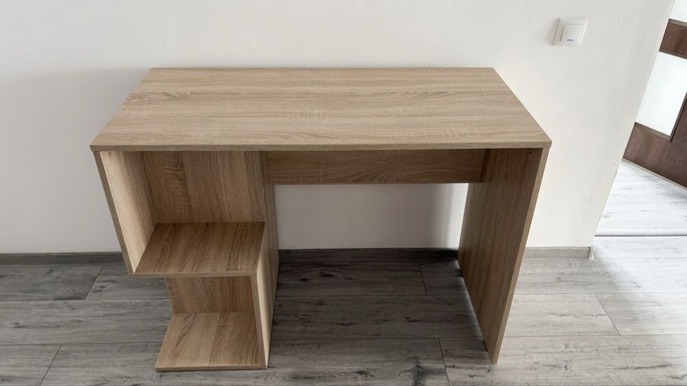 Birou modern din PAL, culoare bej deschis/lemn natur - ca nou