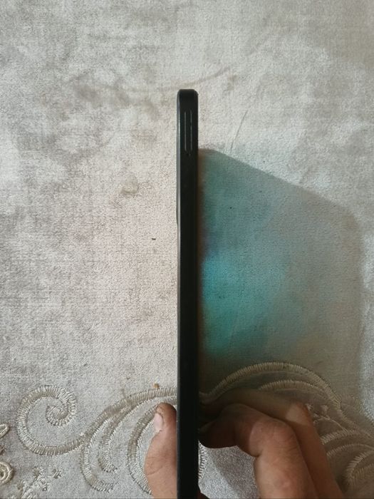Redmi 15c 128talik 8ram.  Karopka dakumet ful zayratka bor oziniki