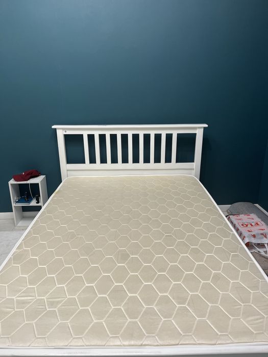 Проодам кровать для спальни