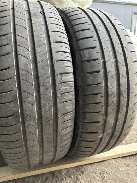 2 броя летни гуми 205/60/16 Michelin DOT 4311 5 mm