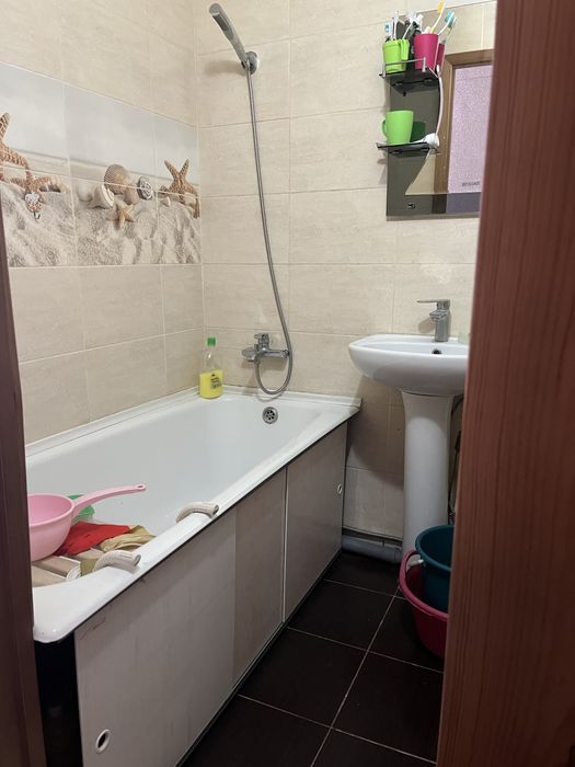 Продам 3 - х комнатную квартиру