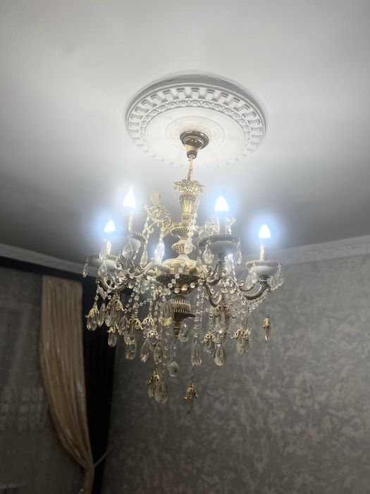 Люстра королевский