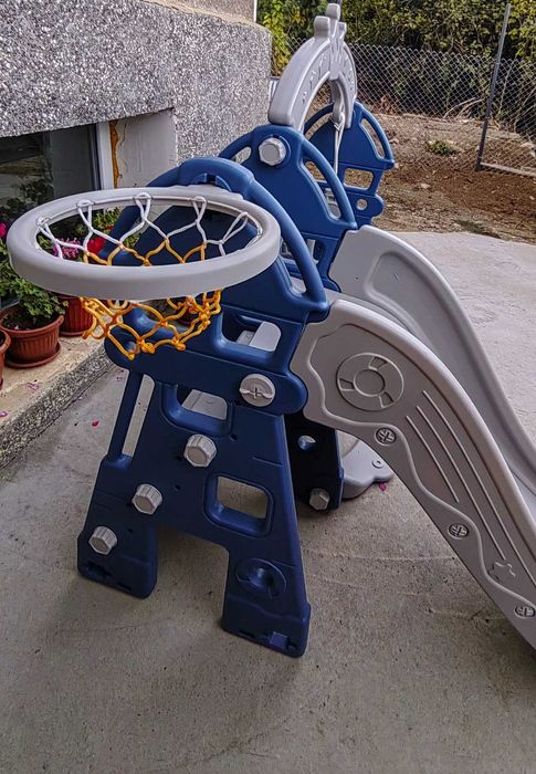 Детска Пързалка 4 в 1 -Люлка, стълба, Баскетболен кош