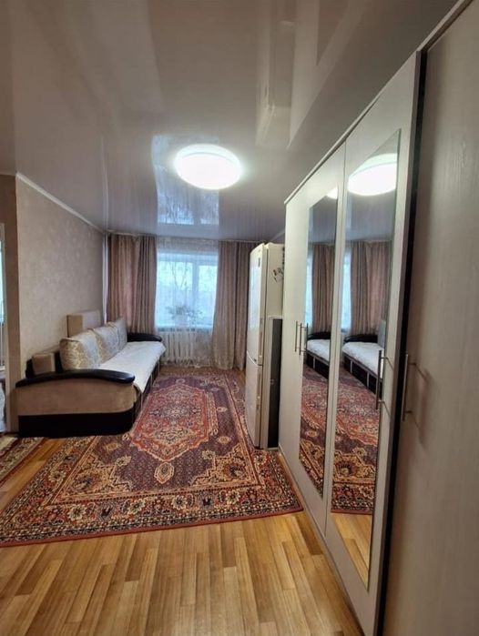 Продам 1 ком квартиру,район Строймарта