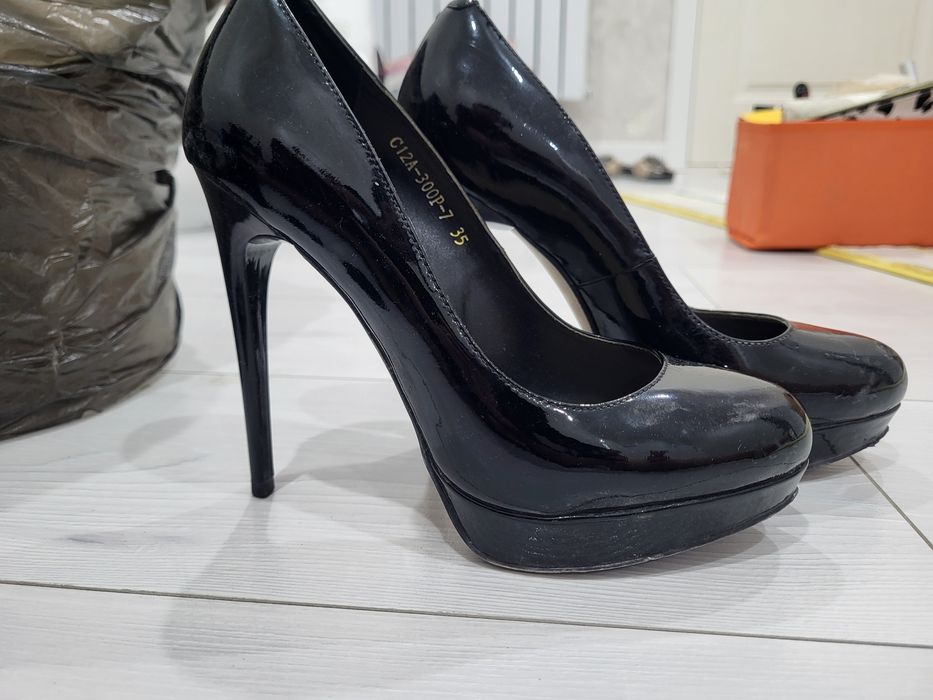 Туфли     женские