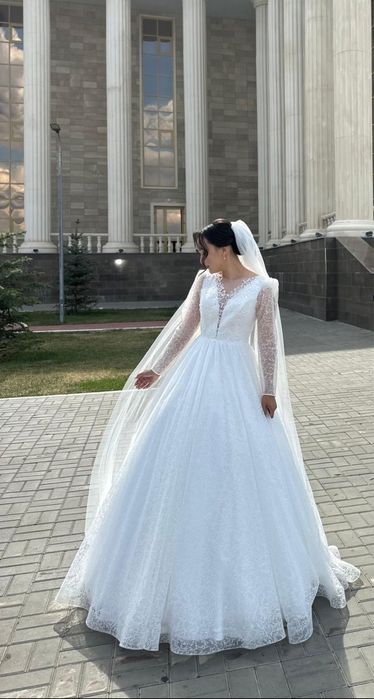Платье сшито на заказ в салоне айя