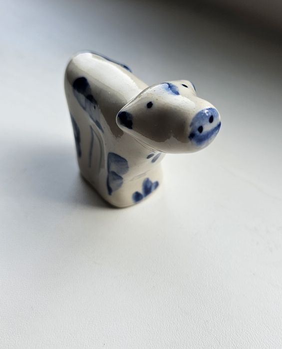 Продам фарфоровые статуэтки