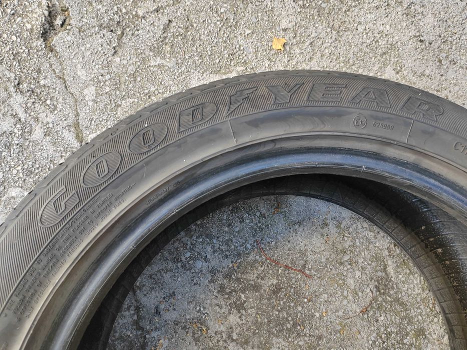 215/50/17 1бр.Good Year гума