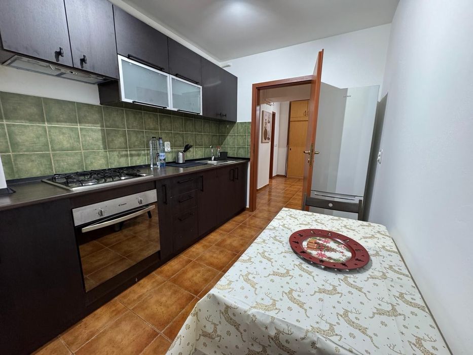 Apart 2 cam. 65m2 utili de inchiriat (complex Confort City) cu 2 locuri de parcare