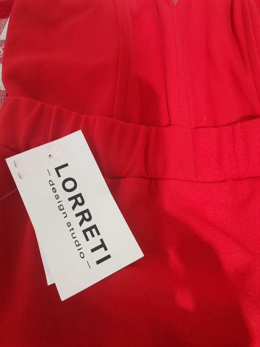 Рокля Lorreti чисто нова