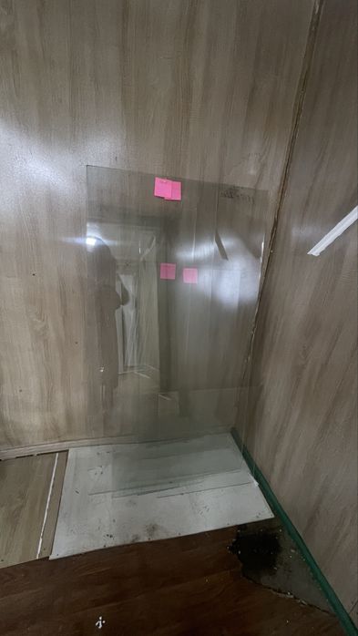 Продаю витрины срочно