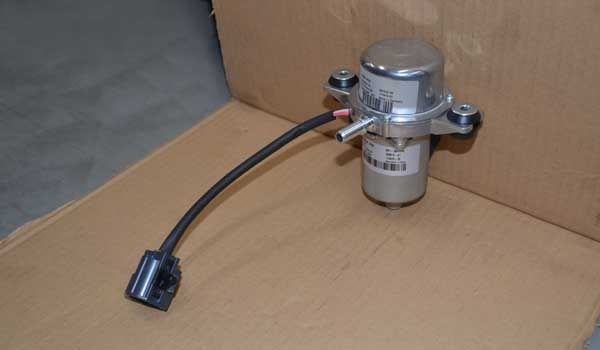 Оригинальный вакуумный насос Chery