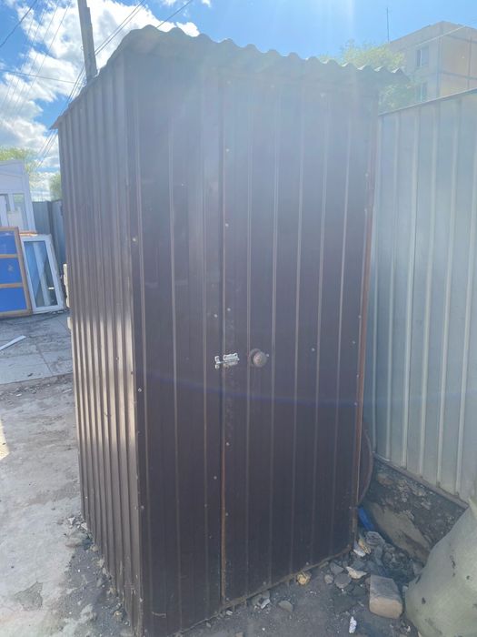 Уличный туалет продам