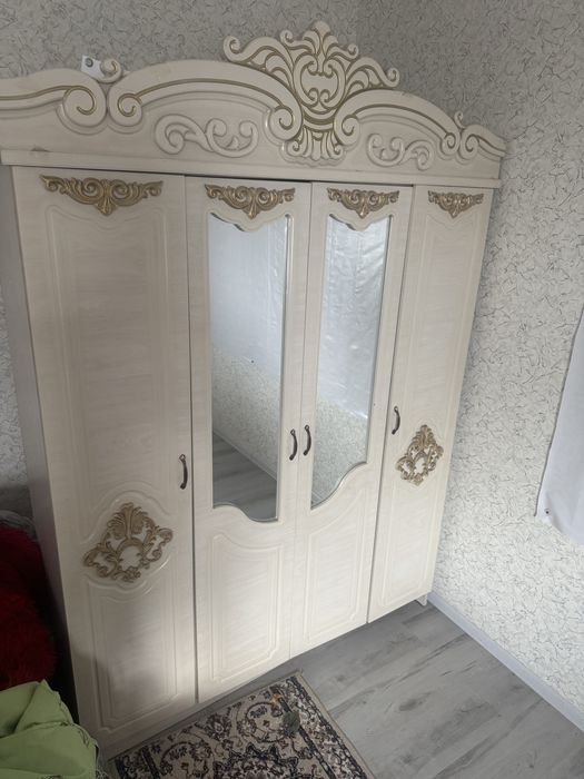 Спалний гарнитур