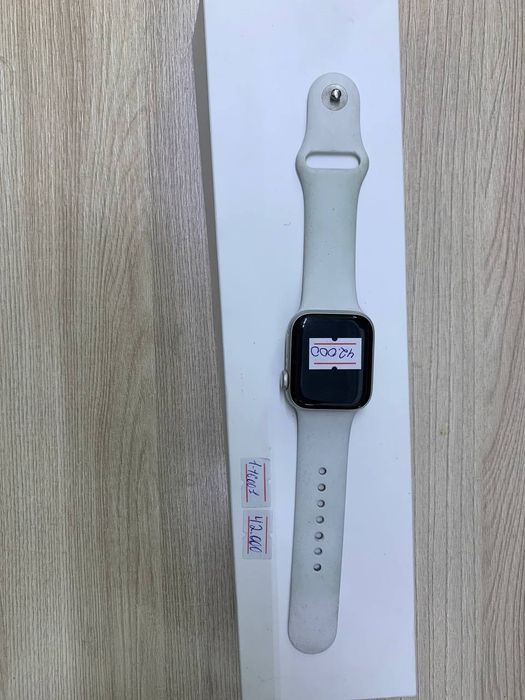 Смарт часы Apple watch SE