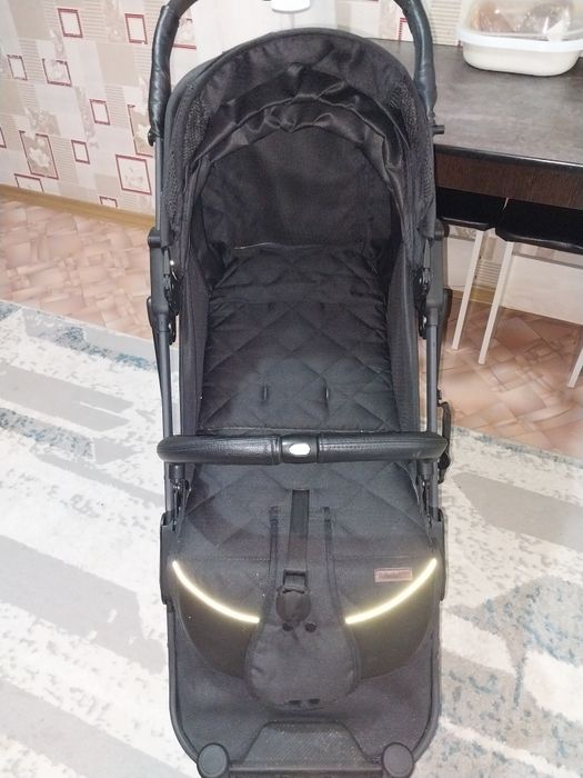 Продам детскую коляску